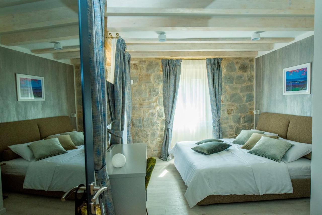 Heritage Villa Vitturi Sea View Kaštela Екстериор снимка